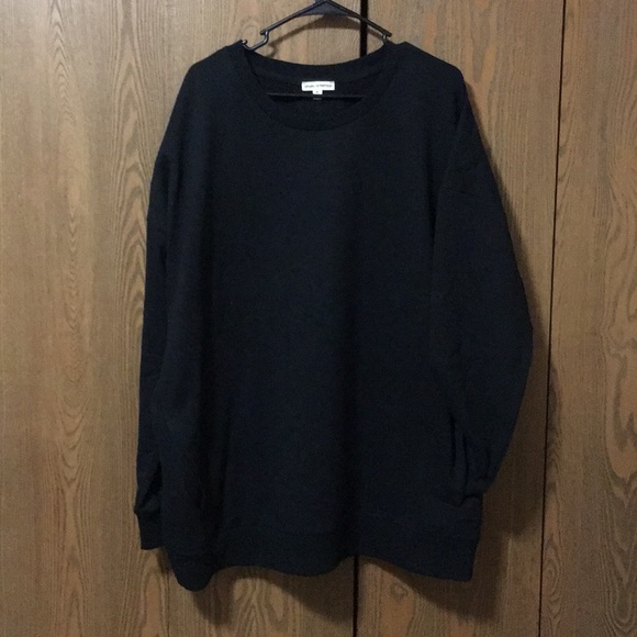 Zenana Outfitters Tops - Zenanna Outfitters pocket sweater